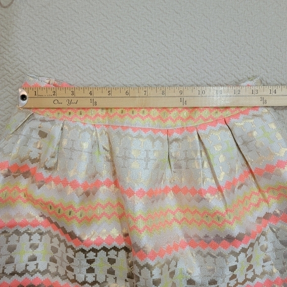 Jun & Ivy pleated Metallic gold & bright coral Skirt Size Medium - Picture 9 of 16